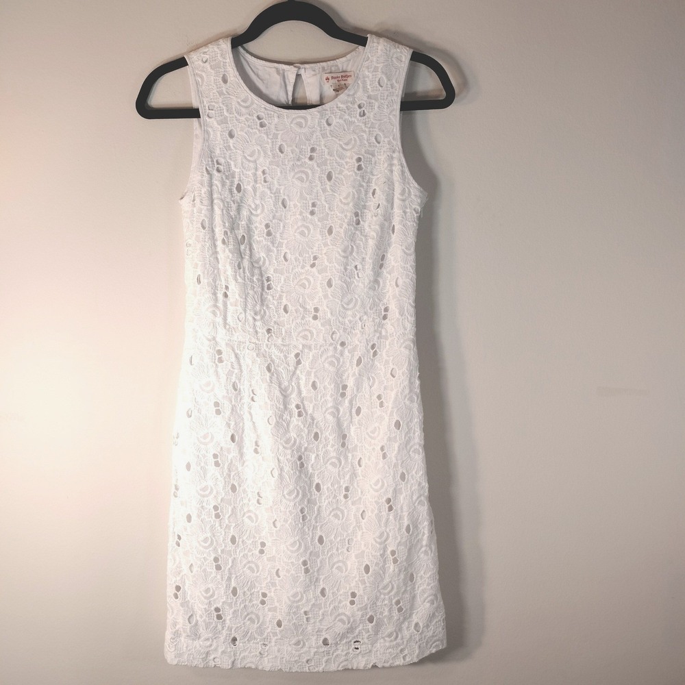 Brooks Brothers White Eyelet Lace Sleeveless Sheath Dress Size 4